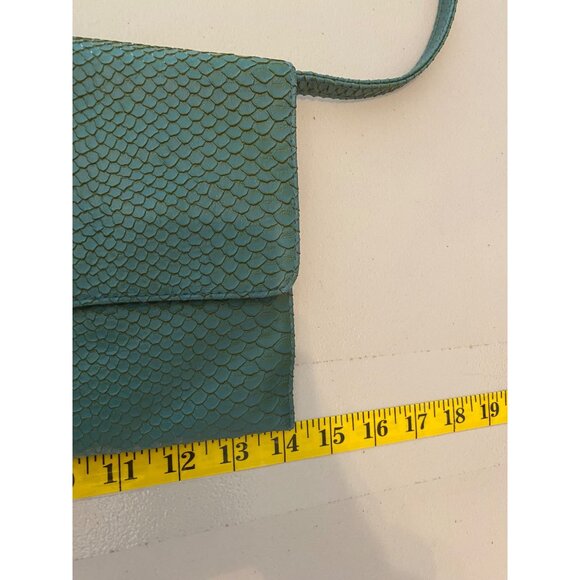 Jessica McClintock Faux Snakeskin Clutch Purse Magnetic Snap Shoulder Strap - Picture 10 of 11